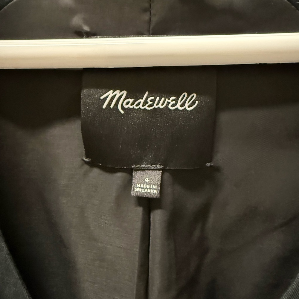 Madewell Black Scoop vest -NWOT - Picture 3 of 6